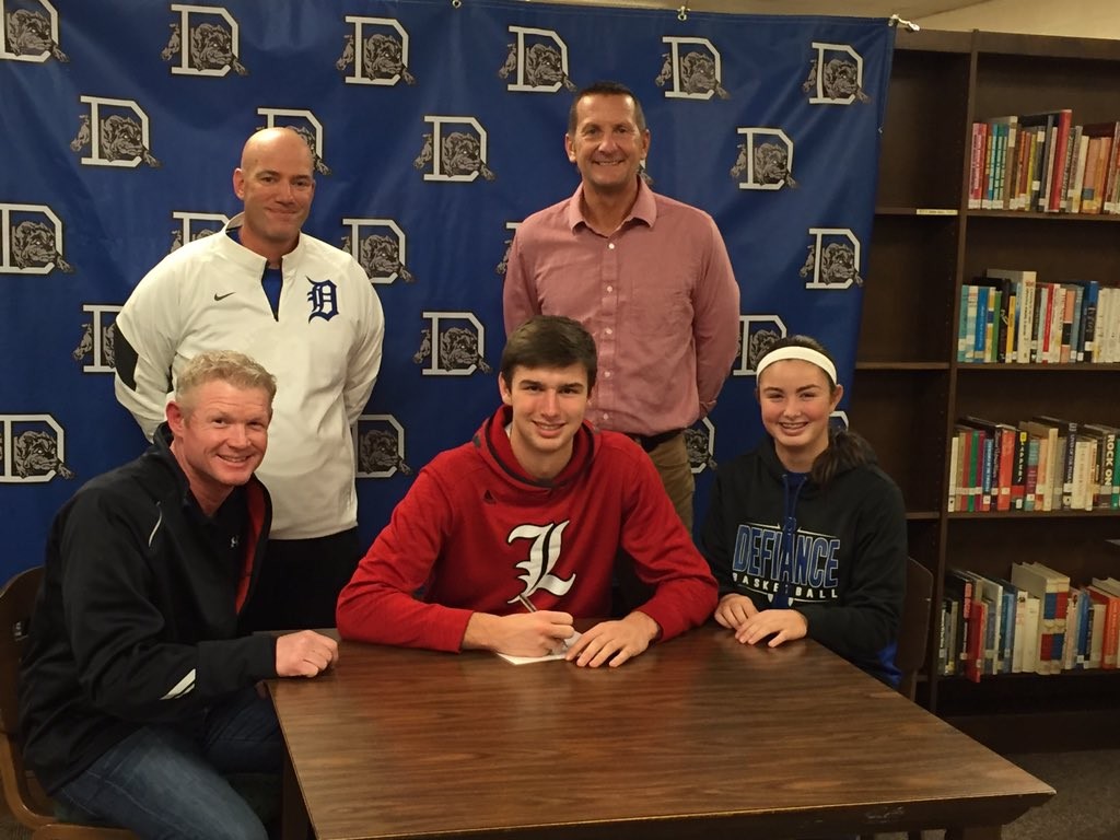 2015_College_Signings_ShaySmiddy_Baseball